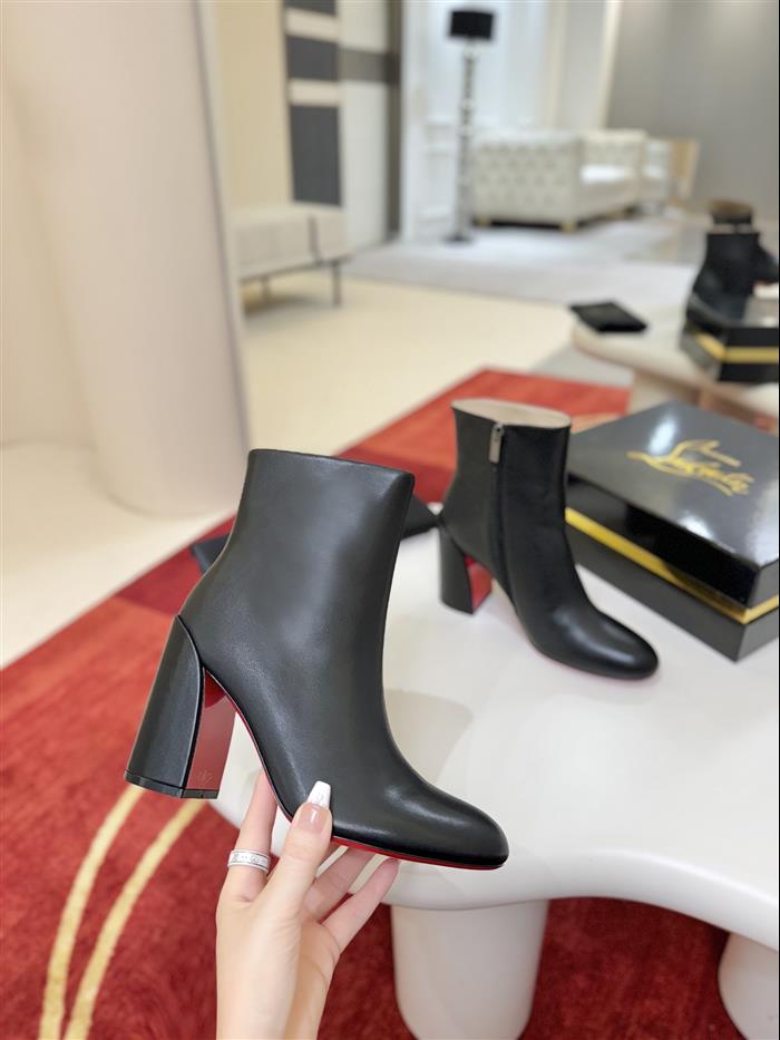 2025112818817147 380